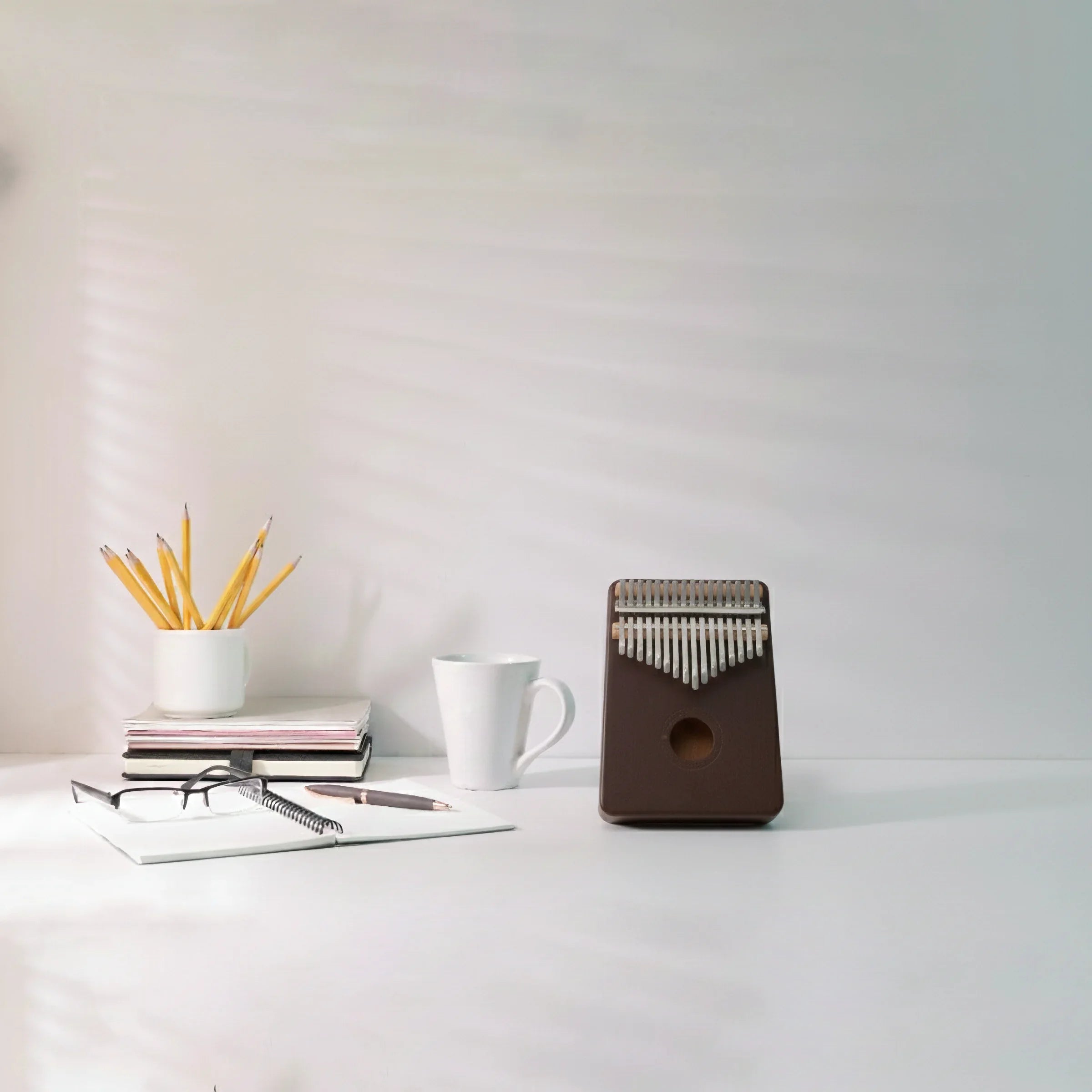 Dark Brown | 17-Key Kalimba Full Gift Set (With Stand & Accessories)